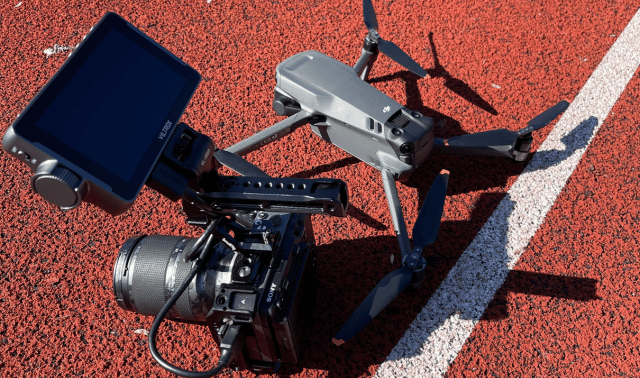 SONY FX30 og DJI Mavic Classic 3 klar til at lave en opgave for ScaleHub-